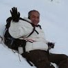 Bir iple intihar da edebilirsin, salıncak da kurabilirsin.. Hayatın ipleri senin elinde..! Dostoyevski.