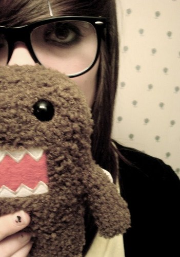 Soou pura personalidade , tenho uma faca, uma chapinha e um gloss , cuidado , me dê unfollow q eu te jogo em cima de um carro ! #aloka
since-15/12/10