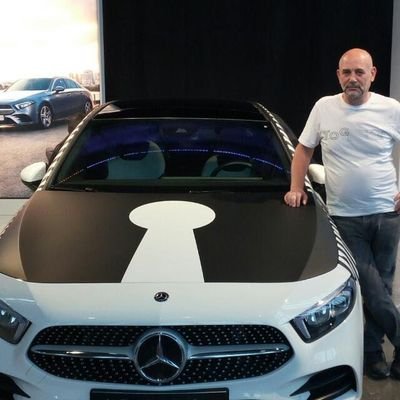 KadirOscan's profile picture. 