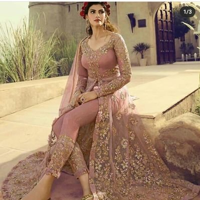 FashionForecas3's profile picture. Clothing brand  #DesignerStudio#Pakistani#Indian
#DesignerWear#Shipping#Worldwide
#ForOrderDM 📨👉#Fashion__Forecast
#ForBulkOders📧👉#Fashion_Forecast