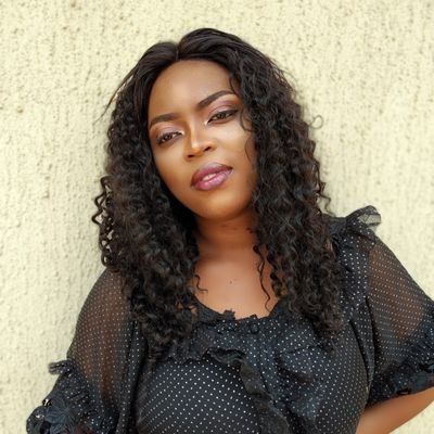 That fine gal with zero worries ❤❤❤