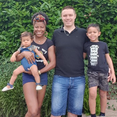 youtuber, #familyvlogger A Facebook success love story, go subscribe to our YouTube channel #follow our journey #thedelaveaus https://t.co/xIdLtJ0J6o