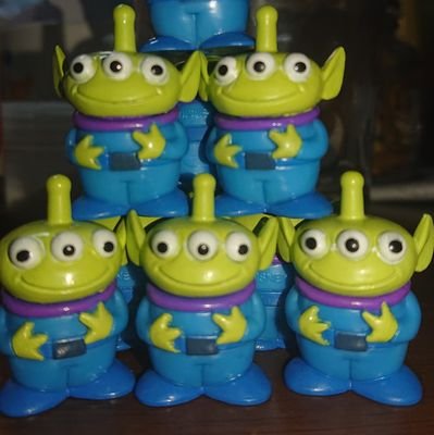 FS5e89xGjGbKWNC's profile picture. 