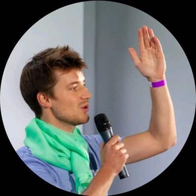 Cofounder & CEO @ Fasterclass | L'e-learning taille patron 👊 | https://t.co/iXpACSCGbH | #FieldHockey @ParisJeanBouin | @OL Fan