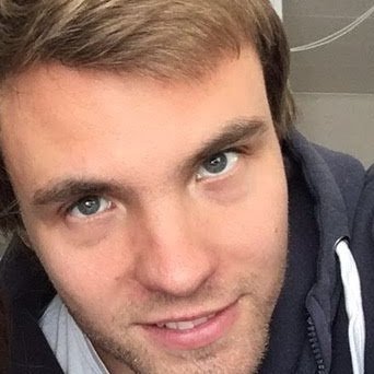 GuSoder's profile picture. software engineer, moonlight game developer