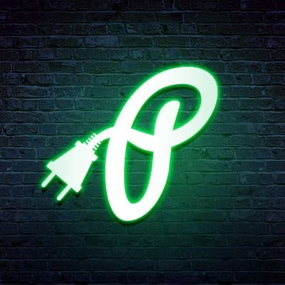 Plugged_podcast's profile picture. 📨 contact@pluggedpodcast.com