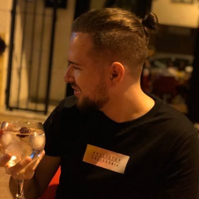 rubiazow's profile picture. Se me dan bien los juegos de tiros.