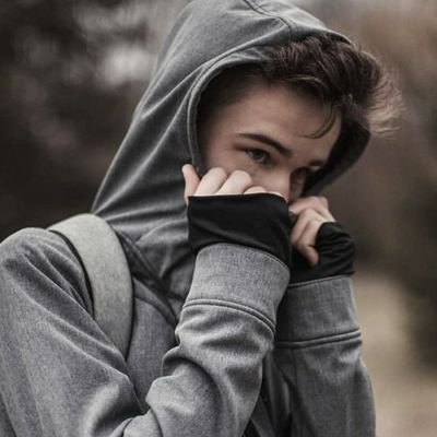 طالب جامعي مستوى ثاني تخصص تقنية المعلومات
(Forget the past, but never forget the lesson)