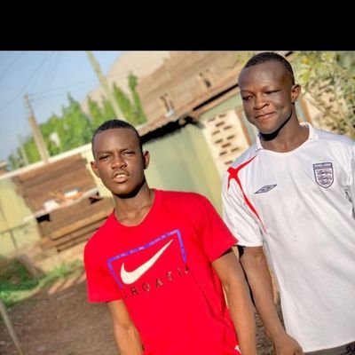 lari_vincent's profile picture. in God I trust
