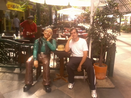 rafaelfinamor's profile picture. 