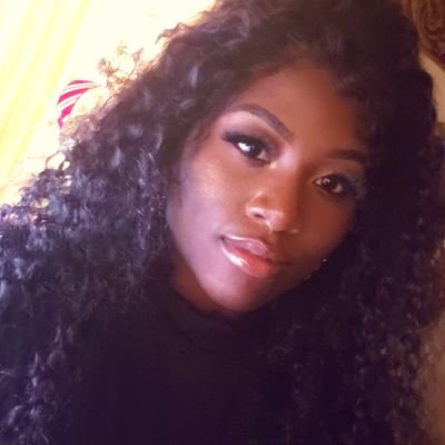 Natashajeneeee's profile picture. True, You'll never be Glamour.
