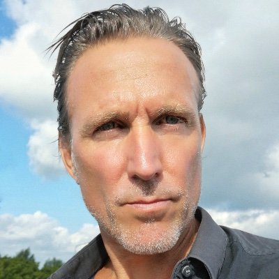 sebastianwevers's profile picture. My journey home seems to be the longest.