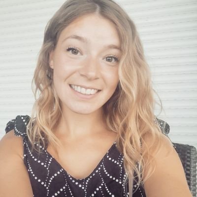 charlynemazille's profile picture. 