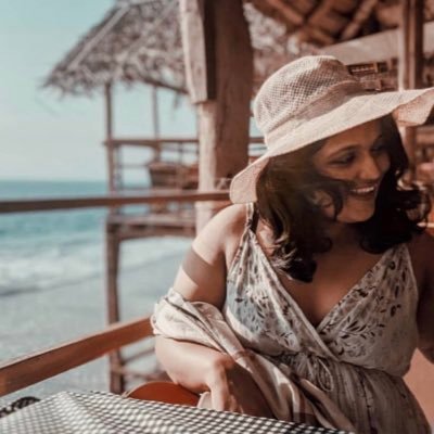 Karthik27687933's profile picture. 