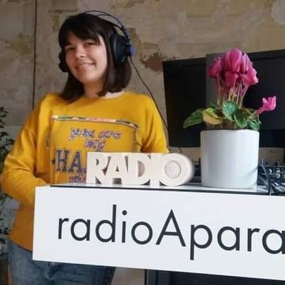 Emisija o nauci na Radio Aparatu 🧜♀️
Priprema i vodi Jovana Nikolić