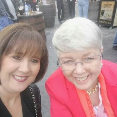 Banbasdaughter1's profile picture. Trendy lefty