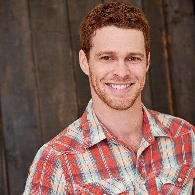 Profile Picture of Moar Ginger N YOU  🌹 (@CoubalKevin) on Twitter