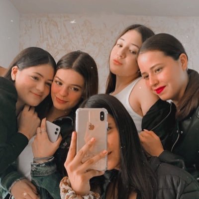 NataliasofiaNs's profile picture. Says he made the big mistake of dancing in my storm.