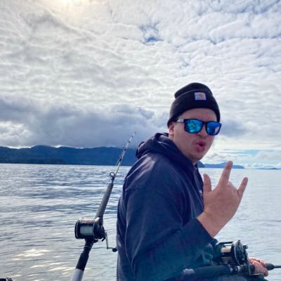 zach_ahiers21's profile picture. Face it we suck