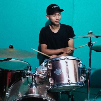 25Dendi's profile picture. 