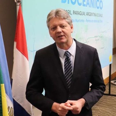 Economista, Doutor Desenvolvimento (UCM Espanha) atual Secretário de meio ambiente e desenvolvimento/MS