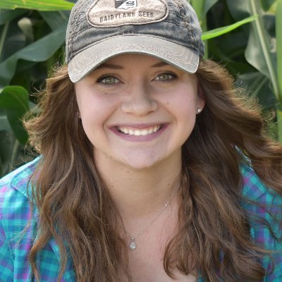 Soybean Breeder @BensonHillInc | plant breeding PhD @isuagronomy | Dog Mom x2 🐾