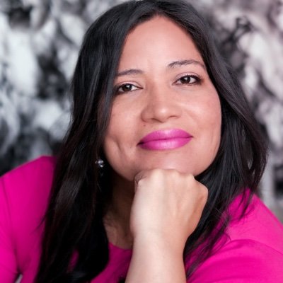 Creative consultant and graphic artist focused on collaboration and achieving results.
