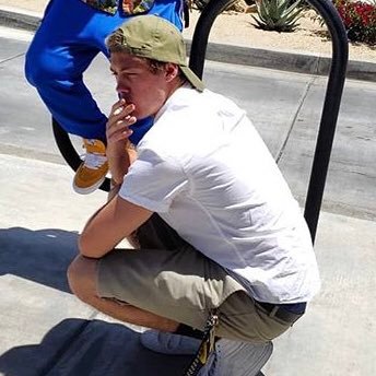 quil_j's profile picture. he/him