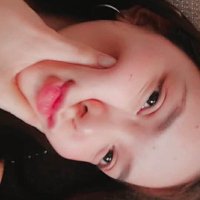 칠월 (@jlymrtlln) 's Twitter Profile