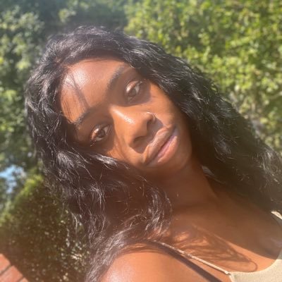 princess_jeneah's profile picture. you can always catch me eating 😉👅