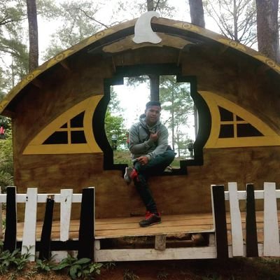 Edhy99845433's profile picture. Jomblo