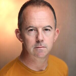 Specialising in affordable actor headshots ⭐️ Only pay for the headshots you love!! Each image is £45, 5 for £180, 10 for £315 with free B&W versions 📸