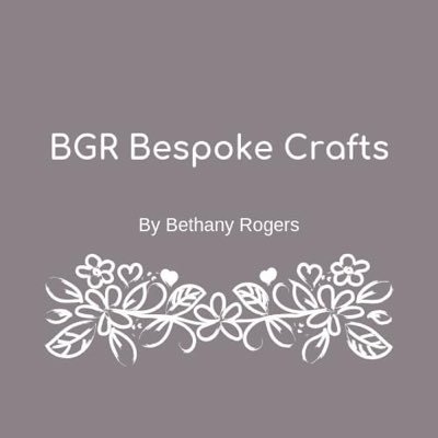 🌸Beautiful Hand Crafted Wreaths and Gifts🌸 Check out the Etsy link below to get yours today. For all enquires please email or DM💻📩