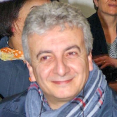 Maestro elementare.
Coordinatore provinciale di Sinistra Italiana Salerno.
Deputato della Repubblica italiana XIX legislatura.
