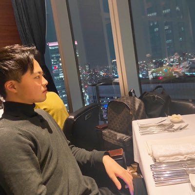 hinata71423's profile picture. Osaka / 20歳 / FXやってます^ ^