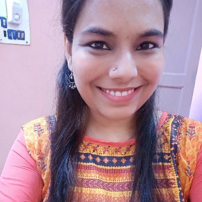 I am a corporate lawyer, practising in Mumbai. A singer, dancer, philanthropist, overthinker and useless if compelled.