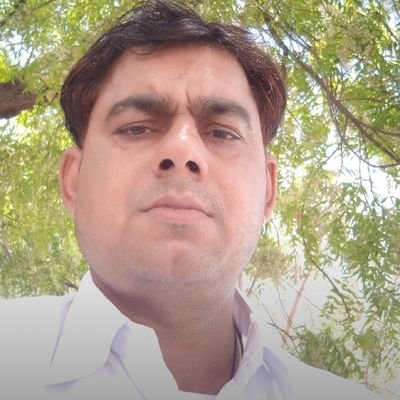 SunderRes's profile picture. History lecturer RES