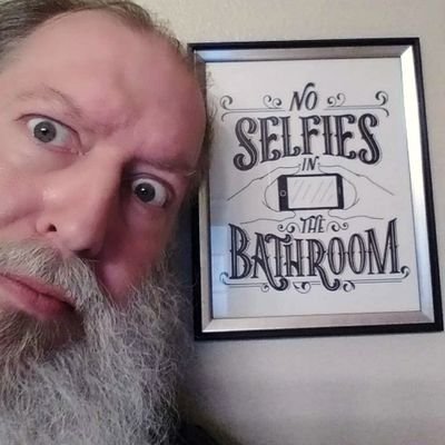 I am Dali, AKA JugglingLessons. I am really obsessed with learning and teaching Street Epistemology. YouTube/user/JugglingLessons