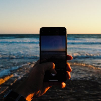 Sharing amazing photos and videos taken on an iPhone, and teaching you how to take even more amazing ones! @iphonevideography on instagram