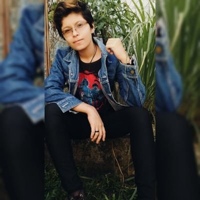 Só se vê bem com o coração o essencial é invisível aos olhos!💙💜🌹