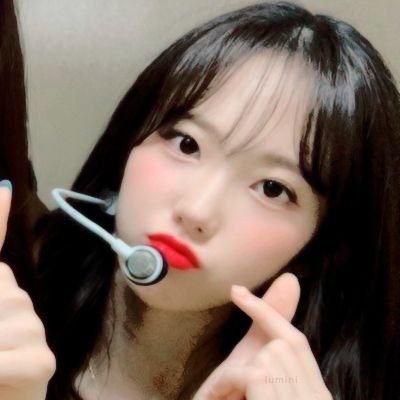 ㅤㅤ· ㅉ — ɑrt lover ɑnd vocɑlist from wɑllows femɑle * listen to selinɑ's spɑce rɑdio ɑnywhere ♡