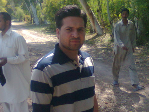 98asifshahzad's profile picture. i am social activist and woking for better ment of pakistani nation.......inshallah pakistan will make progress soon..