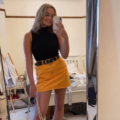 LivThirlwell's profile picture. 