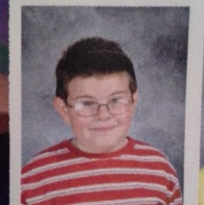 JakeWixxx's profile picture. It's okay.. I wouldn't follow me either.