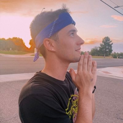 itscameronbetz's profile picture. Instagram- @cameronjbetz | TikTok @cameronbetz | Subscribe to my YouTube!