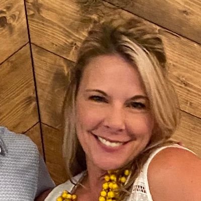 JingerThomas's profile picture. 