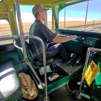 Railfan | Railroader | Social Media Influencer. Check out my links!