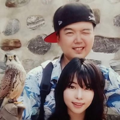 Heosu & Esco : married couple youtubers,twitch streamers, entertainers Business inquires exbcbiz@gmail.com