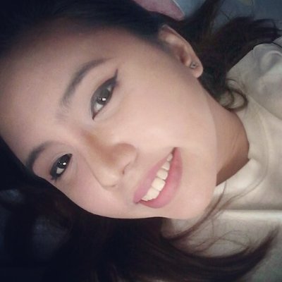 valerie_felice's profile picture. Analogue at birth
Digital by design
Born with a very young age
A typical human by being.