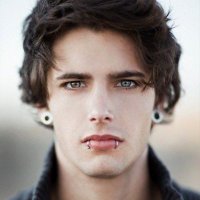MalePiercingLovers (@qmeufette) 's Twitter Profile